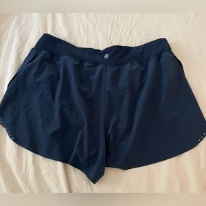 Lululemon Fast and Free Reflective Shorts NWOT